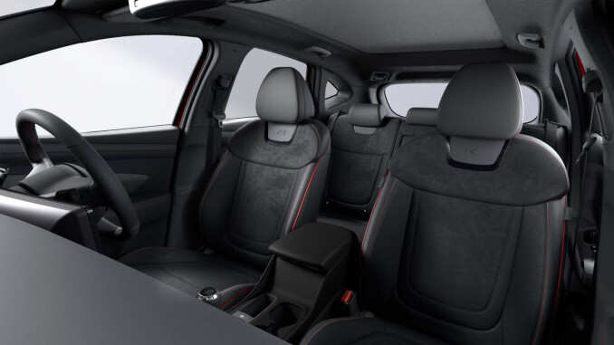 Hyundai TUCSON 1.6T N Line S 5dr Petrol Estate - Image 8